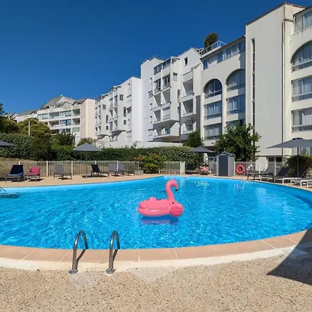 Residence Avec Piscine Face Au Port 200M Plage-3